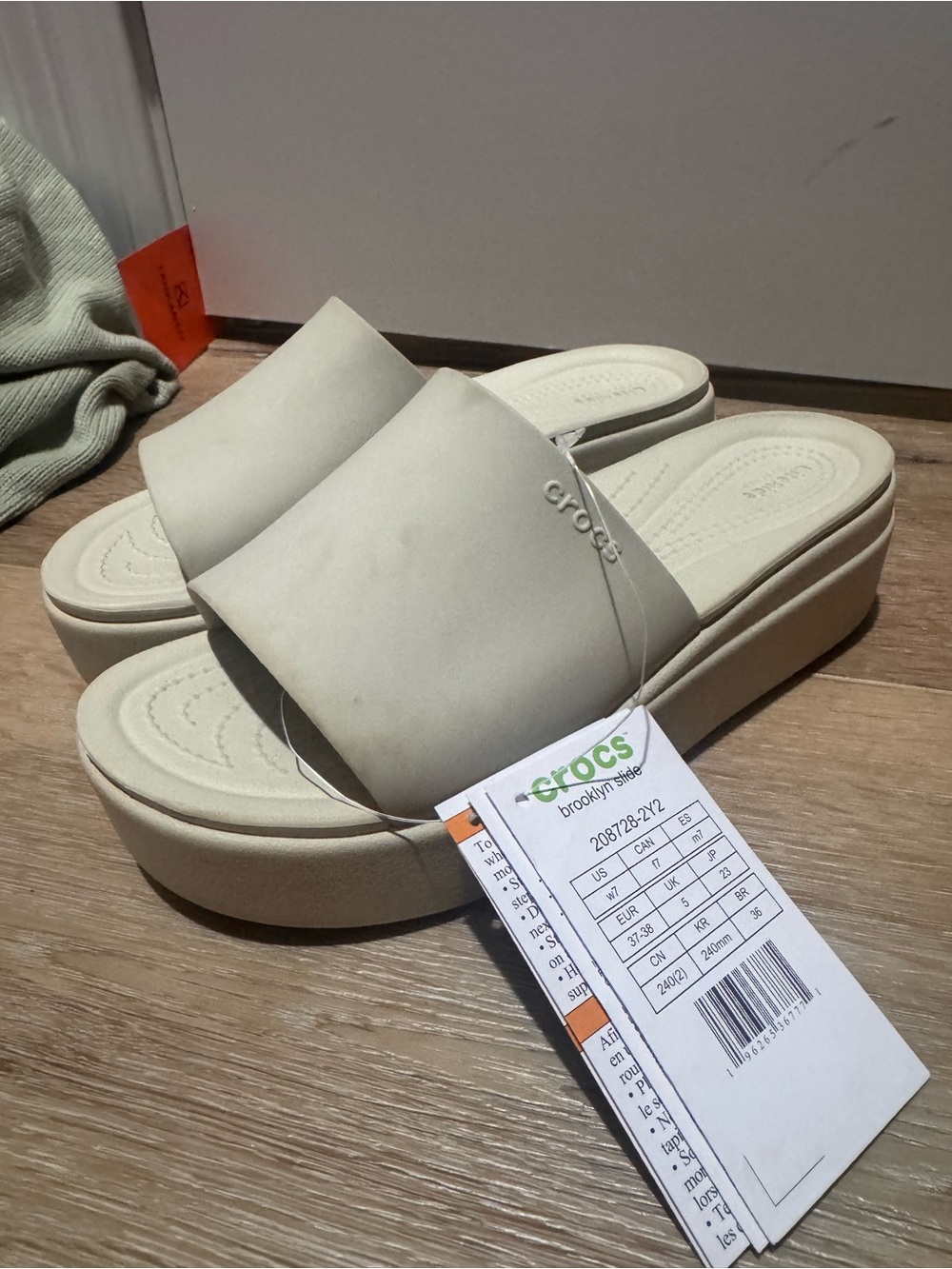 CROCS Women's Neutral Cream Platform Slide Mules